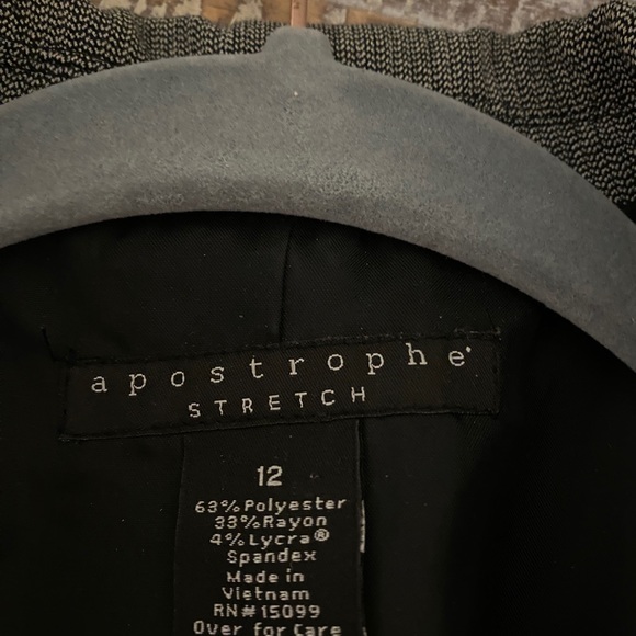 Apostrophe black muted print blazer.size 12 - Picture 5 of 5